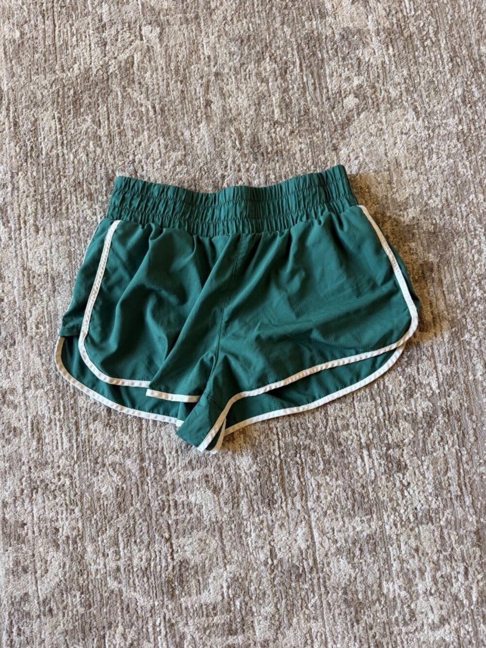 Varley Arlington Running Short 2" - Forest / Forest White - M